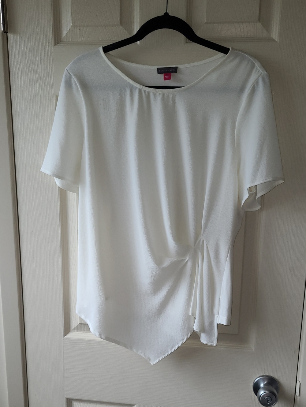 Vince Camuto Ivory Short-Sleeve Side-Twist Tunic